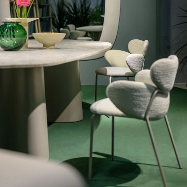 Vida Armchair