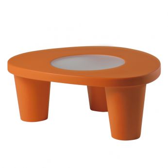 Low Lita Table - Tavolino da giardino in polietilene e vetro, color arancione zucca