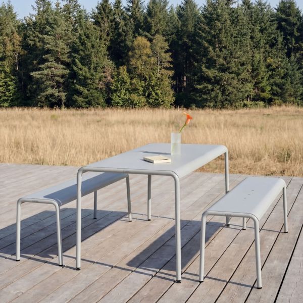 Tiptoe Panorama Table